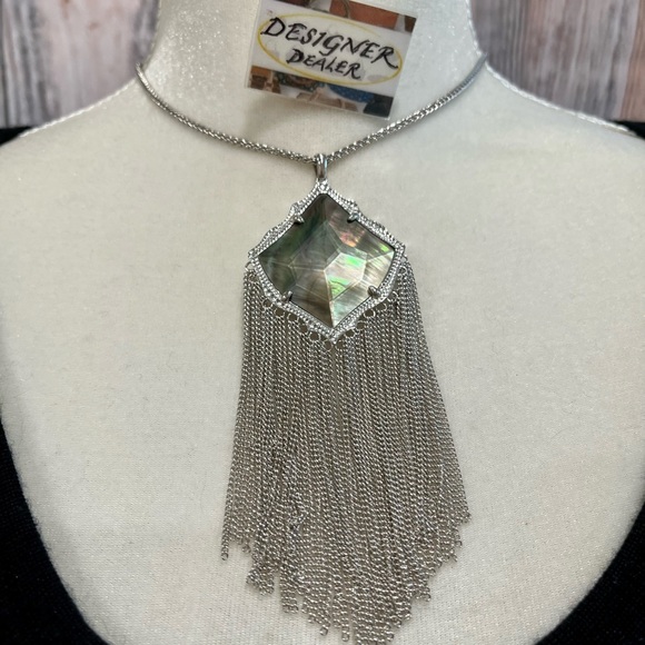 Authentic KENDRA SCOTT Kingston Tassel Necklace EUC! - Picture 2 of 9